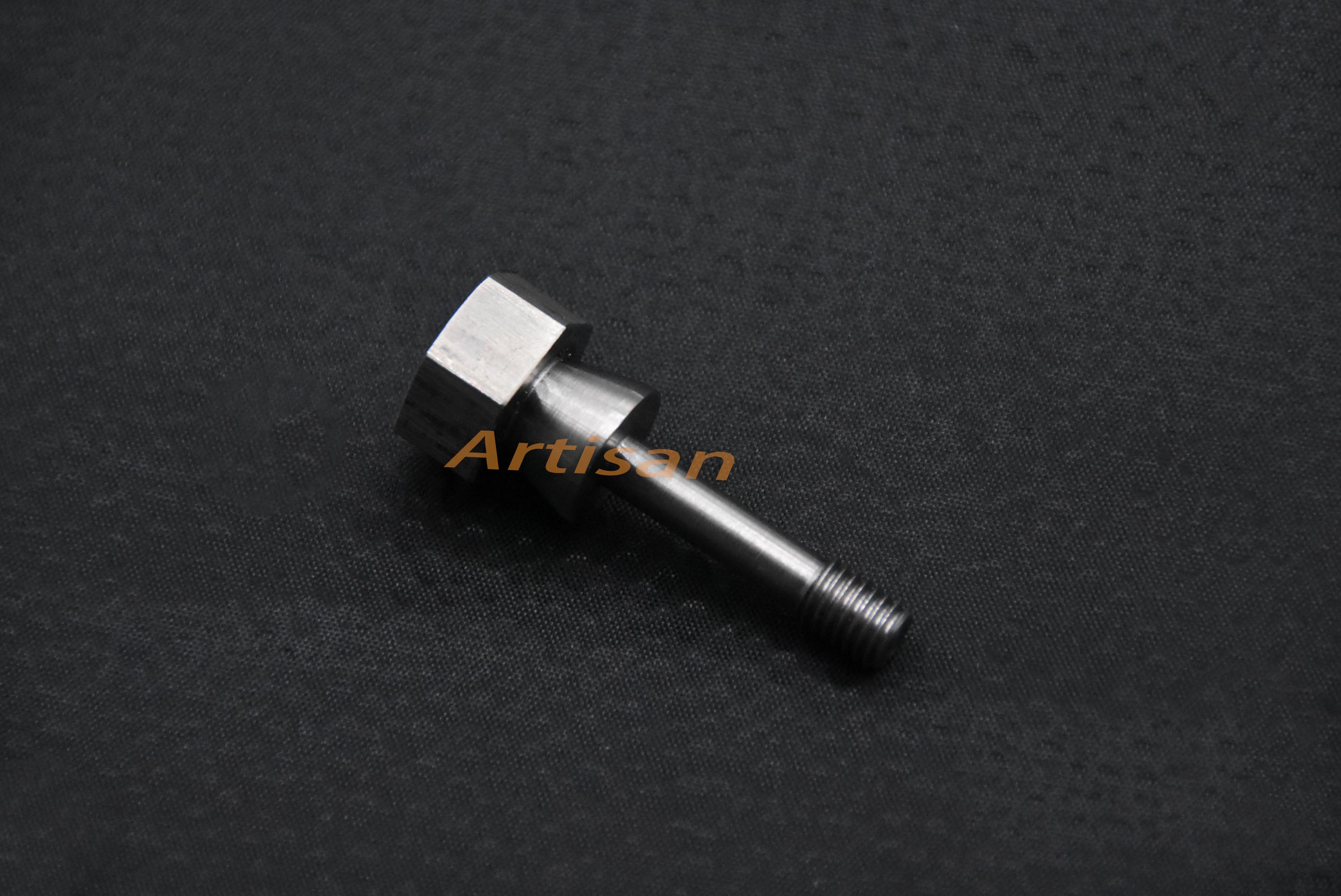 <strong>醫(yī)療類(lèi)精密件加工：松緊螺紋柱</strong>