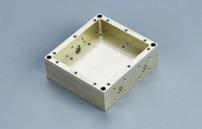 <strong>5G浪潮來襲：揭秘5G通訊產(chǎn)品配件精密加工新工藝，打造極致通信體驗！</strong>