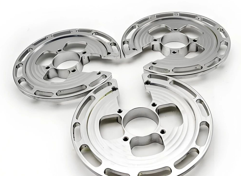 如何定制高精密CNC加工零件？