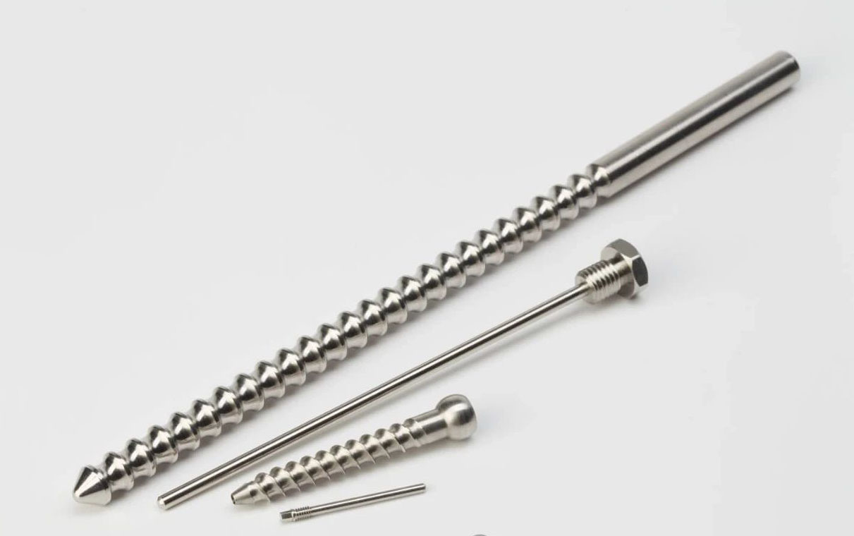 【醫(yī)療革新前沿】精密CNC加工：重塑骨科醫(yī)療，讓每一步行走重獲新生！